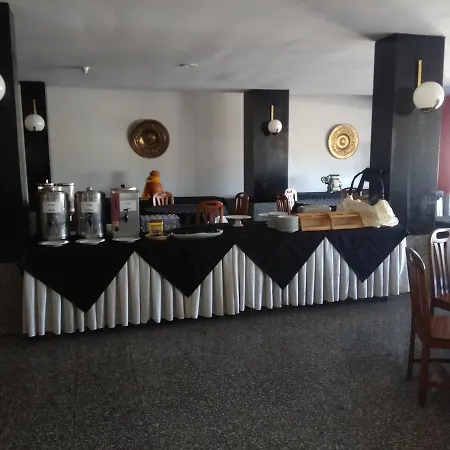 Tropical Promises Hotel Hotel Apúlia